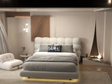 Set Pat dormitor dumonde, tapitat alb cu LED, "floating bed" Cloud 140x200 cm, somiera inclusa + saltea