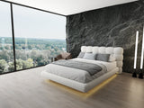 Set Pat dormitor dumonde, tapitat alb cu LED "floating bed" Cloud 180x200 cm, somiera inclusa + saltea